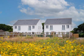 The Woodland Collection, 10 mins from beaches